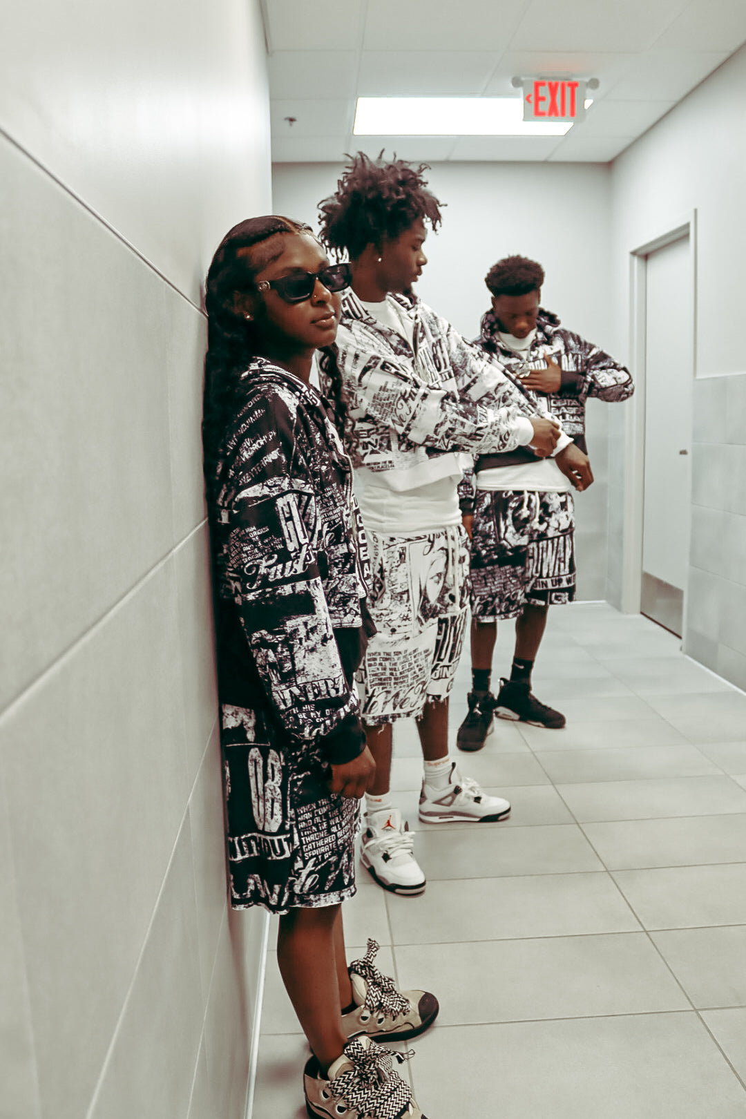 GGRAFFITI ZIP UP & SHORTS SET